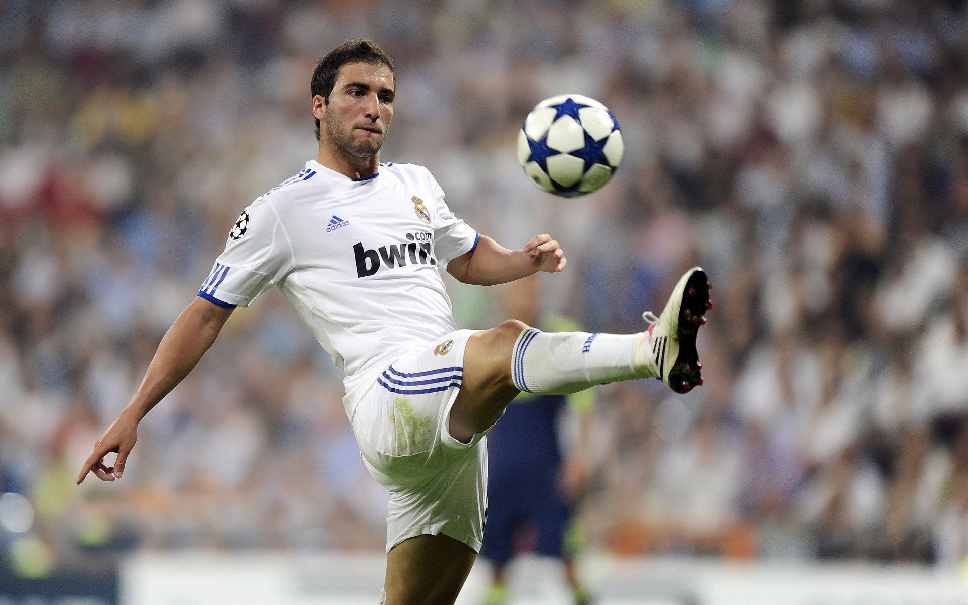 C罗持续制造杀伤，却挡不住哥斯达黎加强行终结阿尔及利亚的草根逆袭