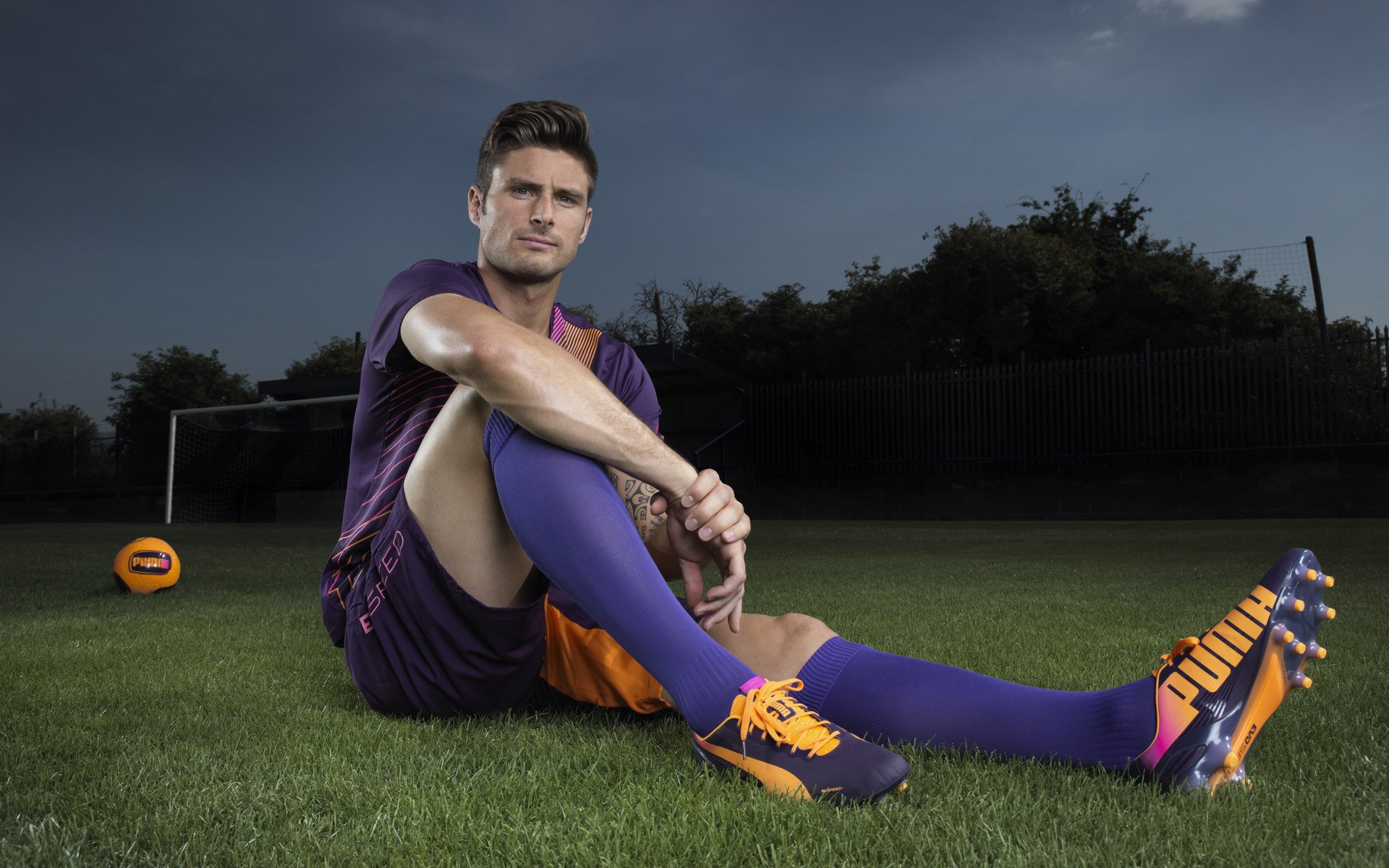 开云-拉什福德单骑救主vs巴黎铁血晋级，巨星个人英雄主义与体系整体性的终极对决