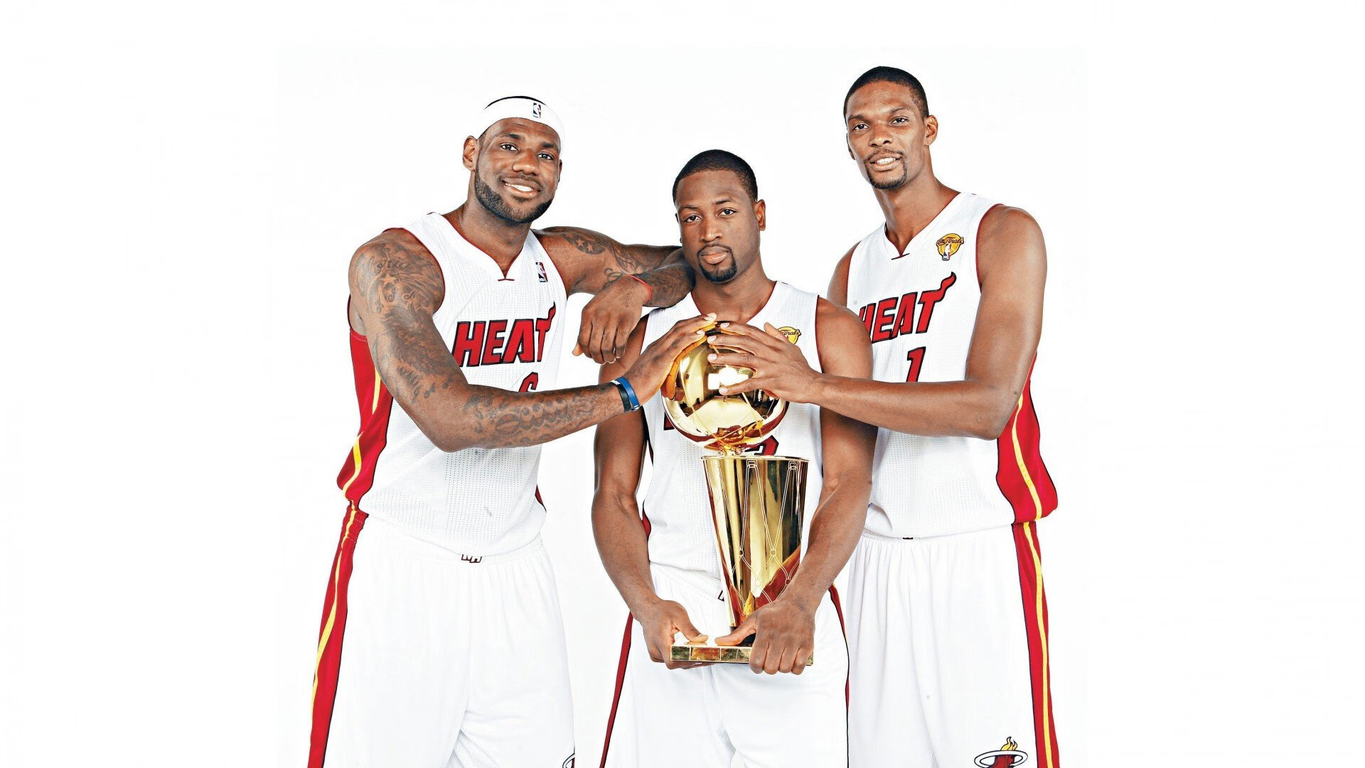 热血与冷箭,当活塞在NBA泥潭血拼,福克斯在德甲云端接管比赛